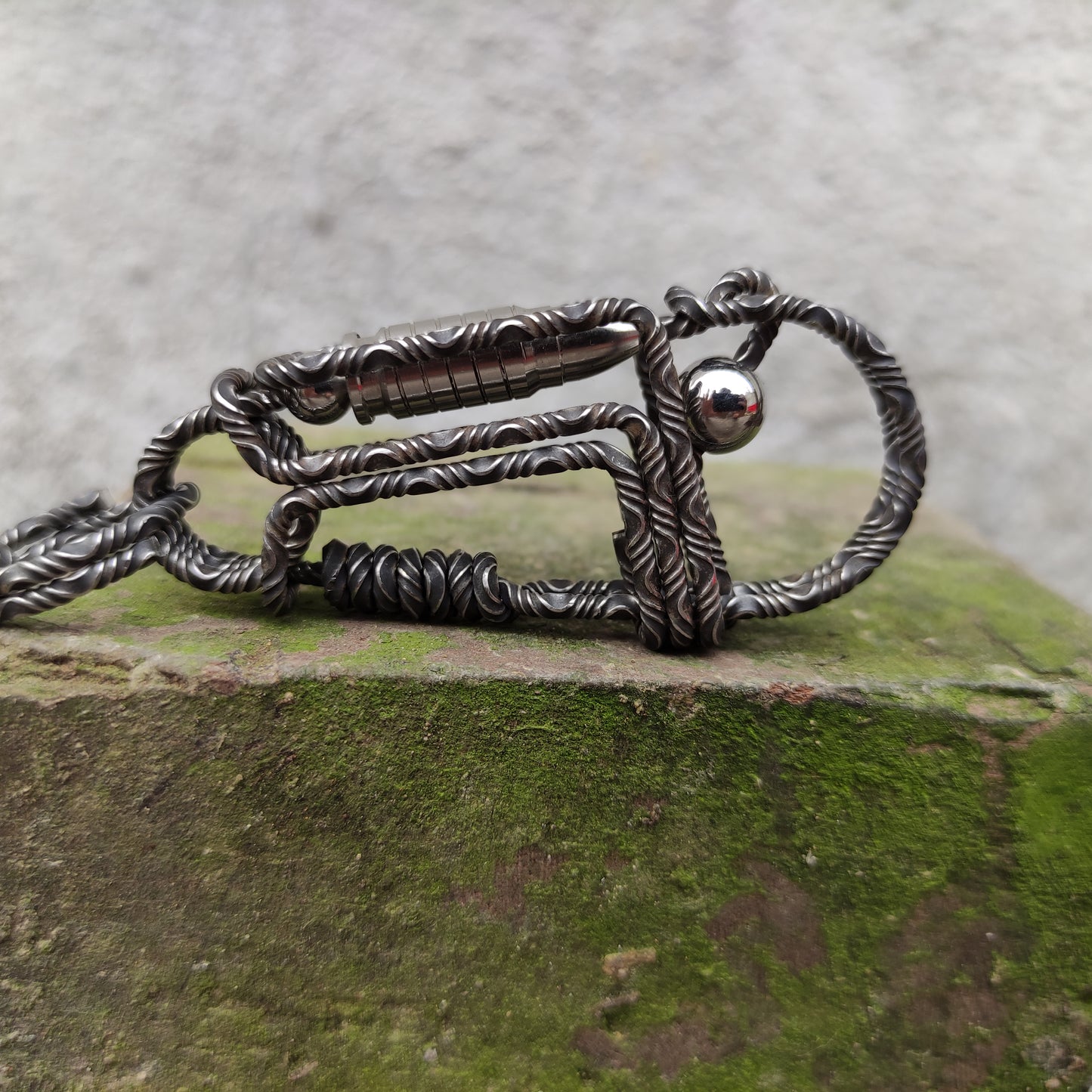 Handcrafted Damascus Keychain β Rugged Gift for Hunters & Outdoor Lovers