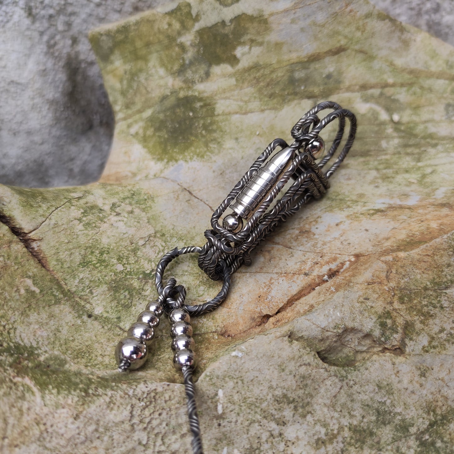 Handcrafted Damascus Keychain β Rugged Gift for Hunters & Outdoor Lovers
