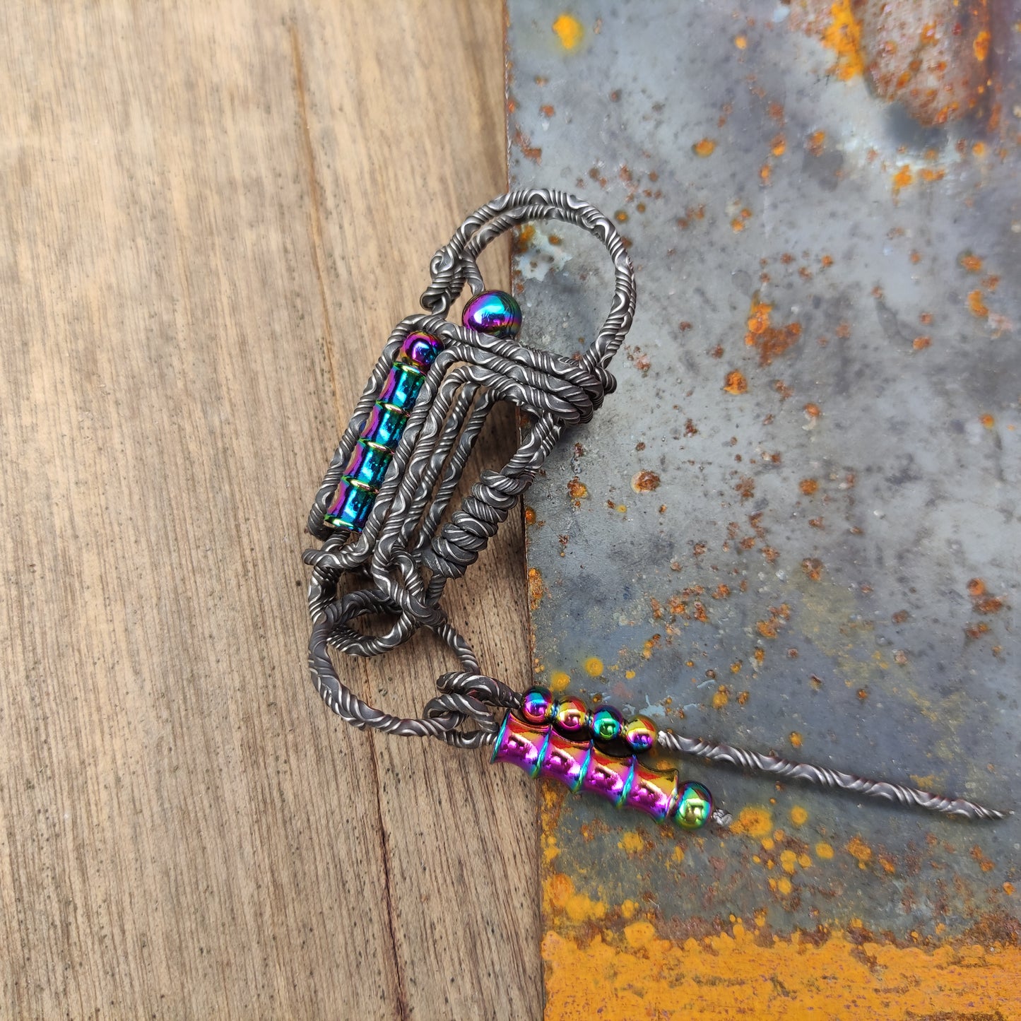 Handmade Damascus Keychain – Bamboo Symbol of Strength & Prosperity