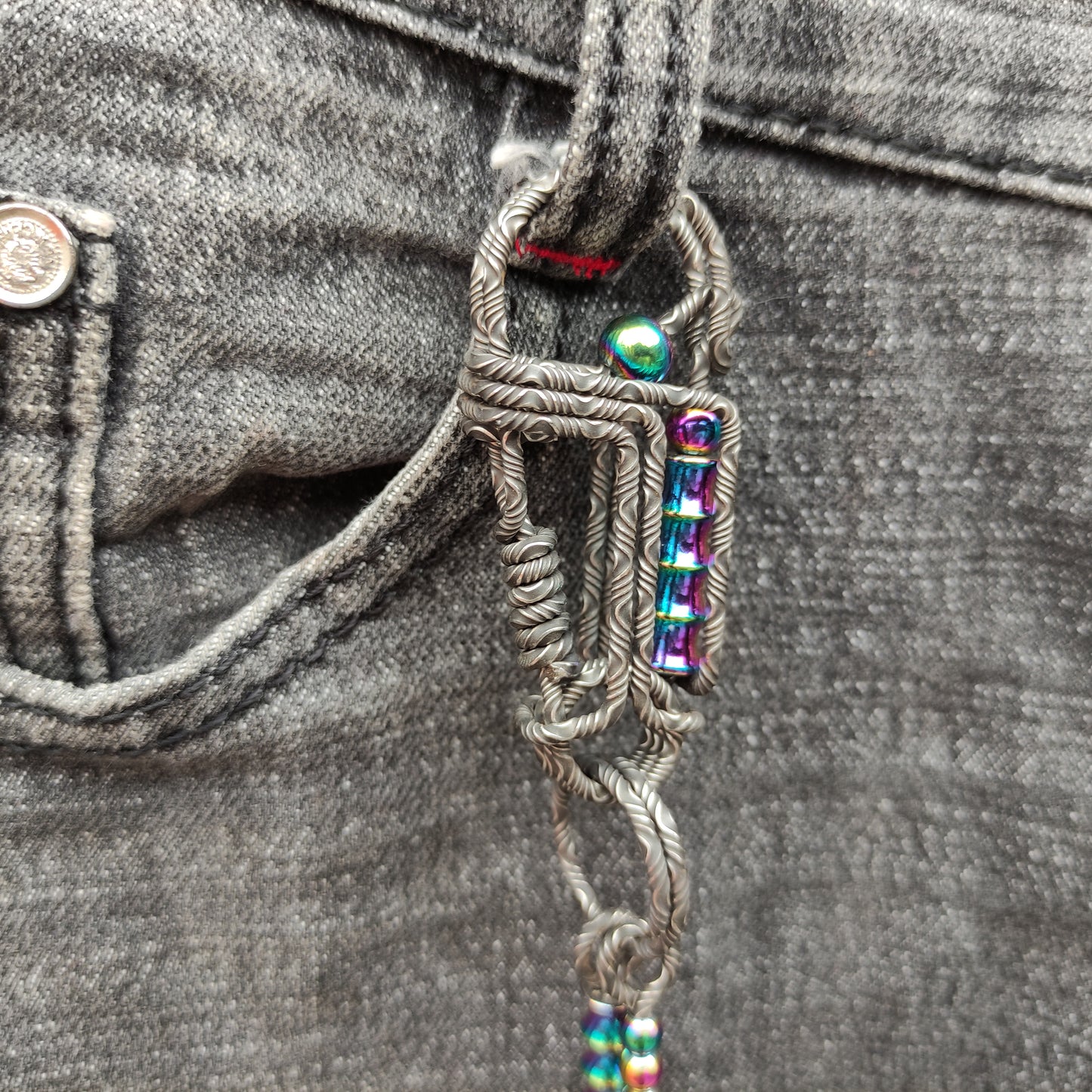 Handmade Damascus Keychain – Bamboo Symbol of Strength & Prosperity